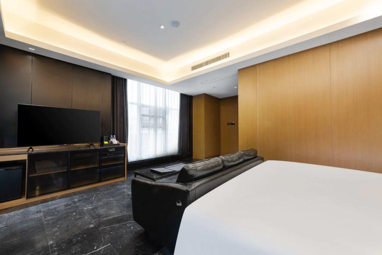 Ramada By Wyndham Wuhan Hankou Exteriér fotografie